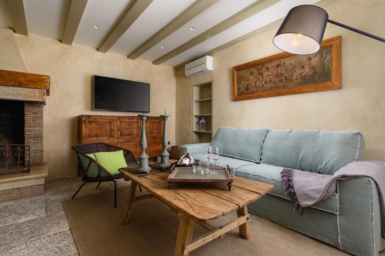 Relais And Wine San Tommaso (Adults Only) Hotel Bale Exterior photo